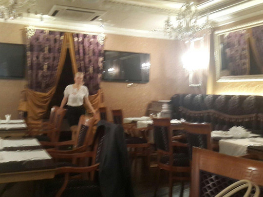 Meget餐馆和美食-Radian Hall