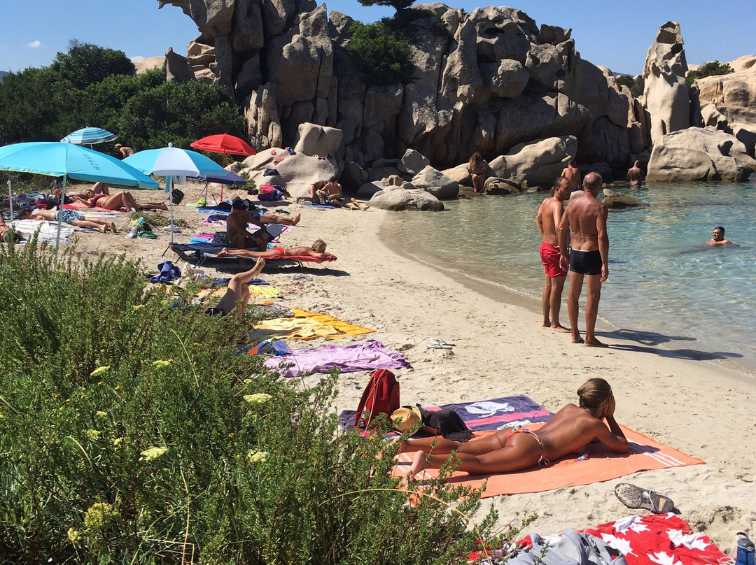 Spiaggia della Tartaruga-San Teodoro必去景点