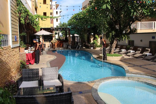 复古度假酒店主图