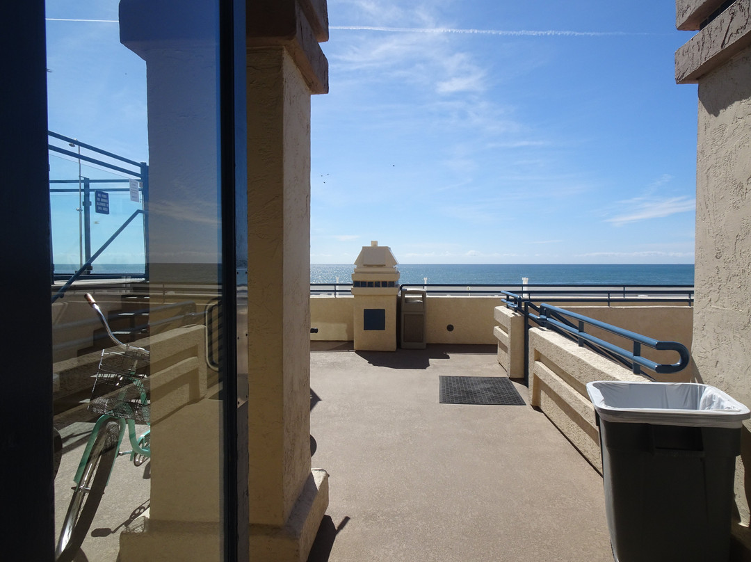 南加州海滩俱乐部主图