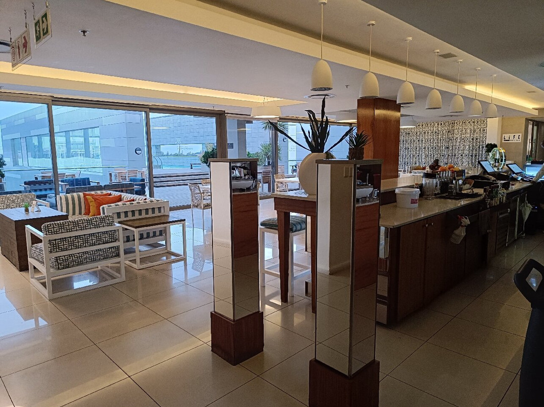 Life Day Spa Century City-Century City必去景点