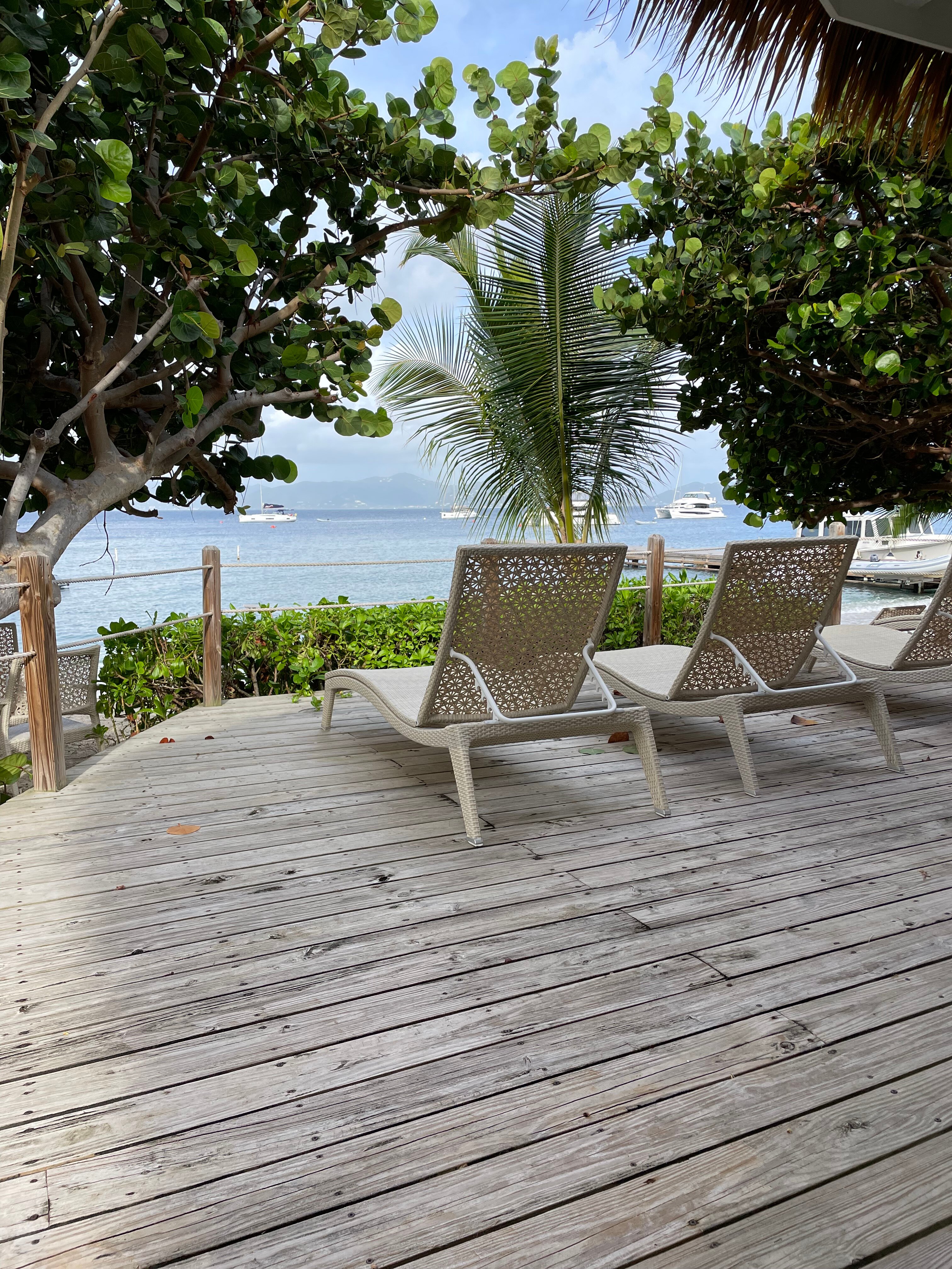 Cooper Island Beach Club Hotel-官方
