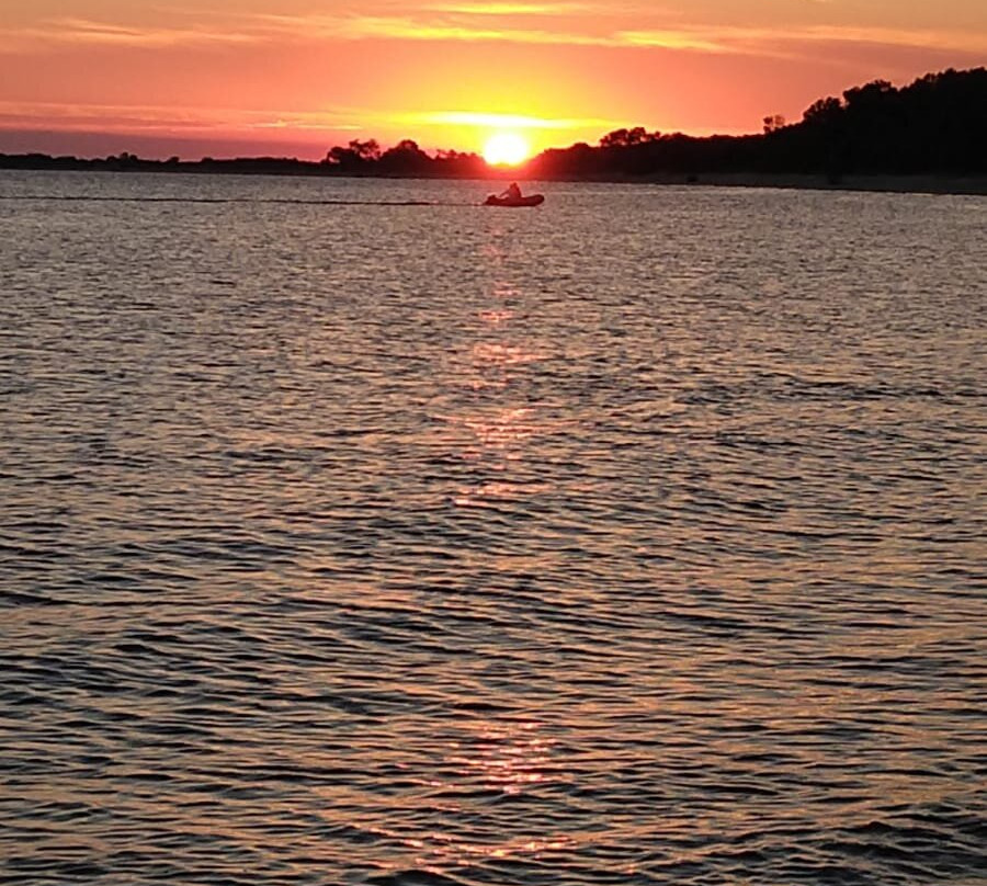 Embarcadero de Yates Riachuelo Park-科洛尼亚·德尔萨克拉门托城必去景点