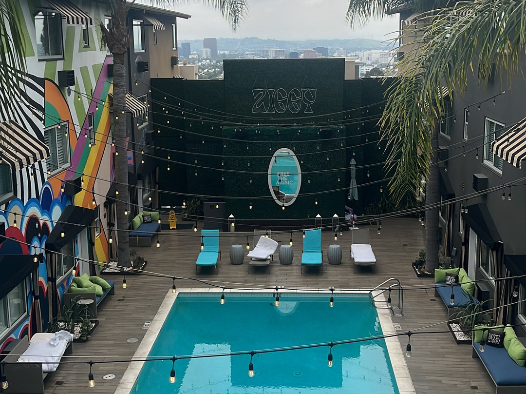 日落格拉夫顿酒店主图