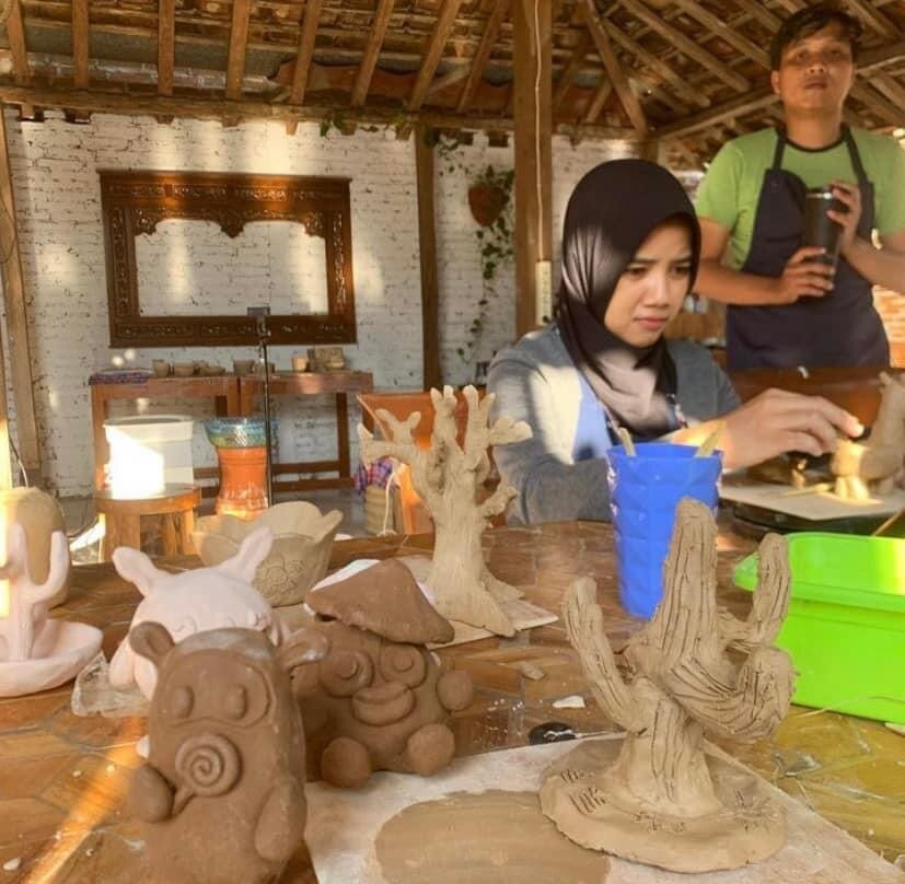 Baravia Artisan Pottery & Workshop景点图片