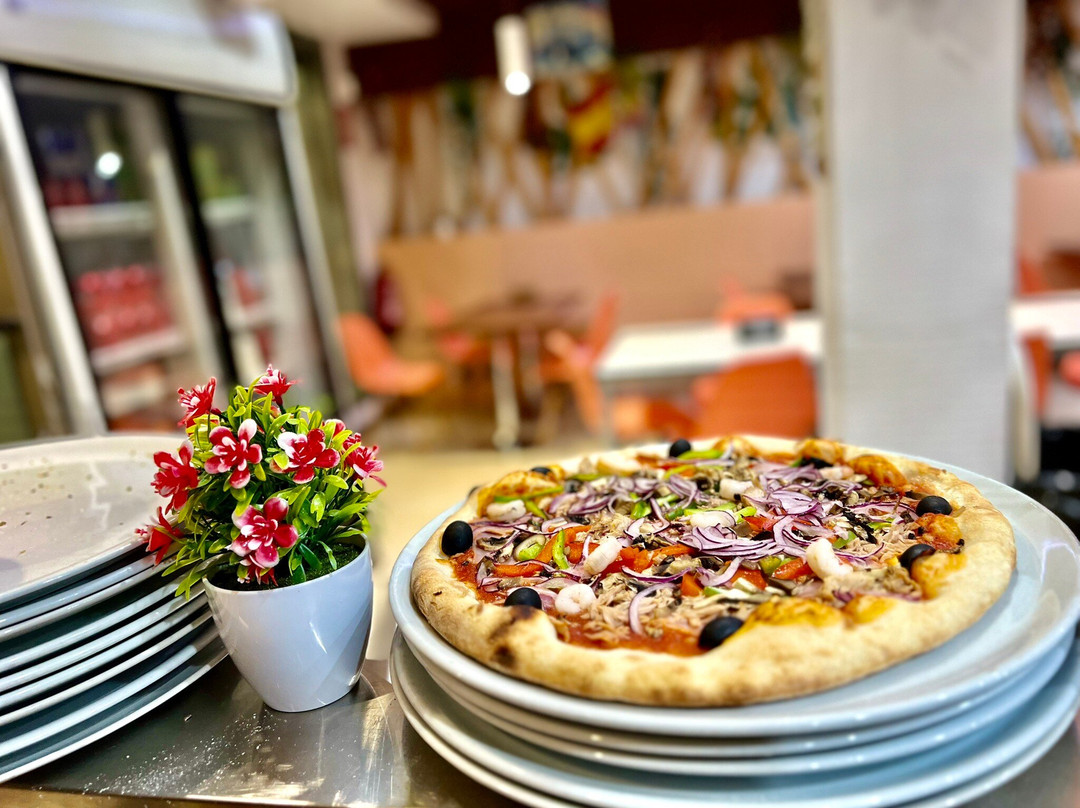 Sultán Pizzería Kebab