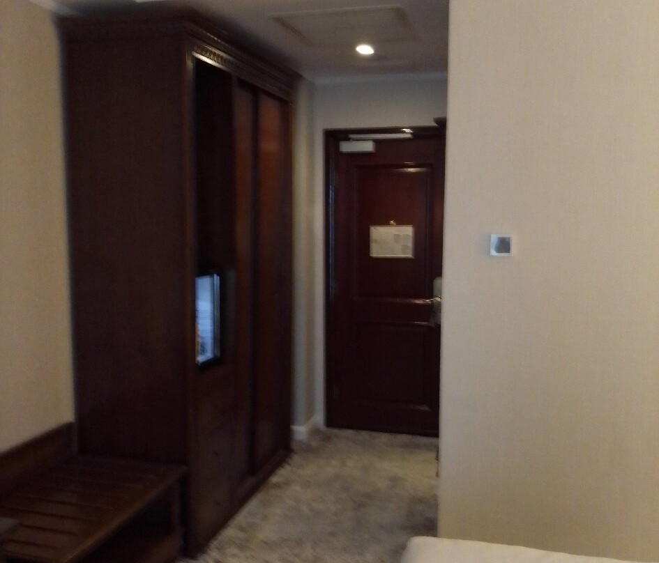 华美达布拉索夫酒店主图