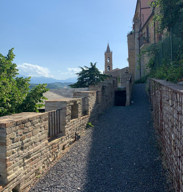 Torrione e Mura Difensive景点图片