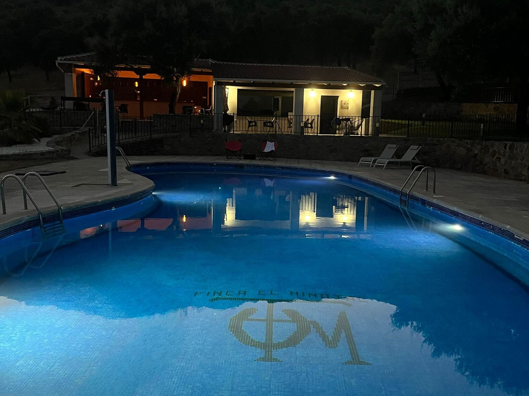 Hotel Resort Hipico El Hinojal主图