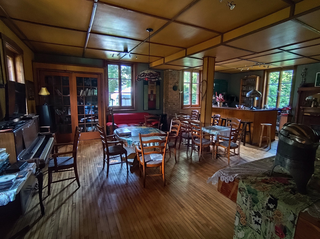 La Vieille Ecole主图