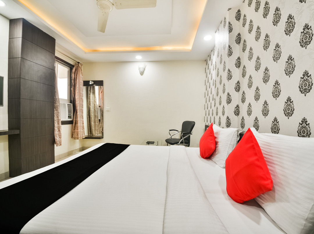 Hotel Flowers Inn主图