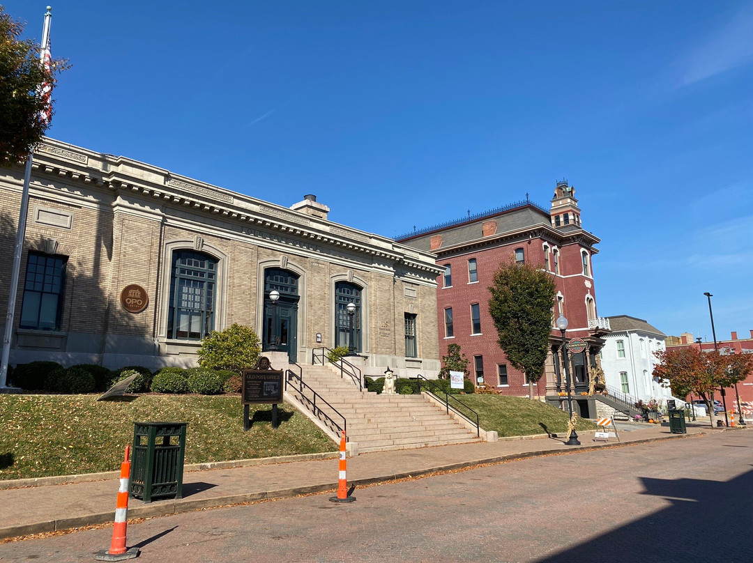 St. Charles Historic District-圣查尔斯必去景点