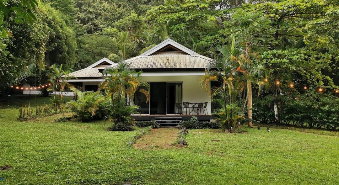 Armadillo Eco Bungalows