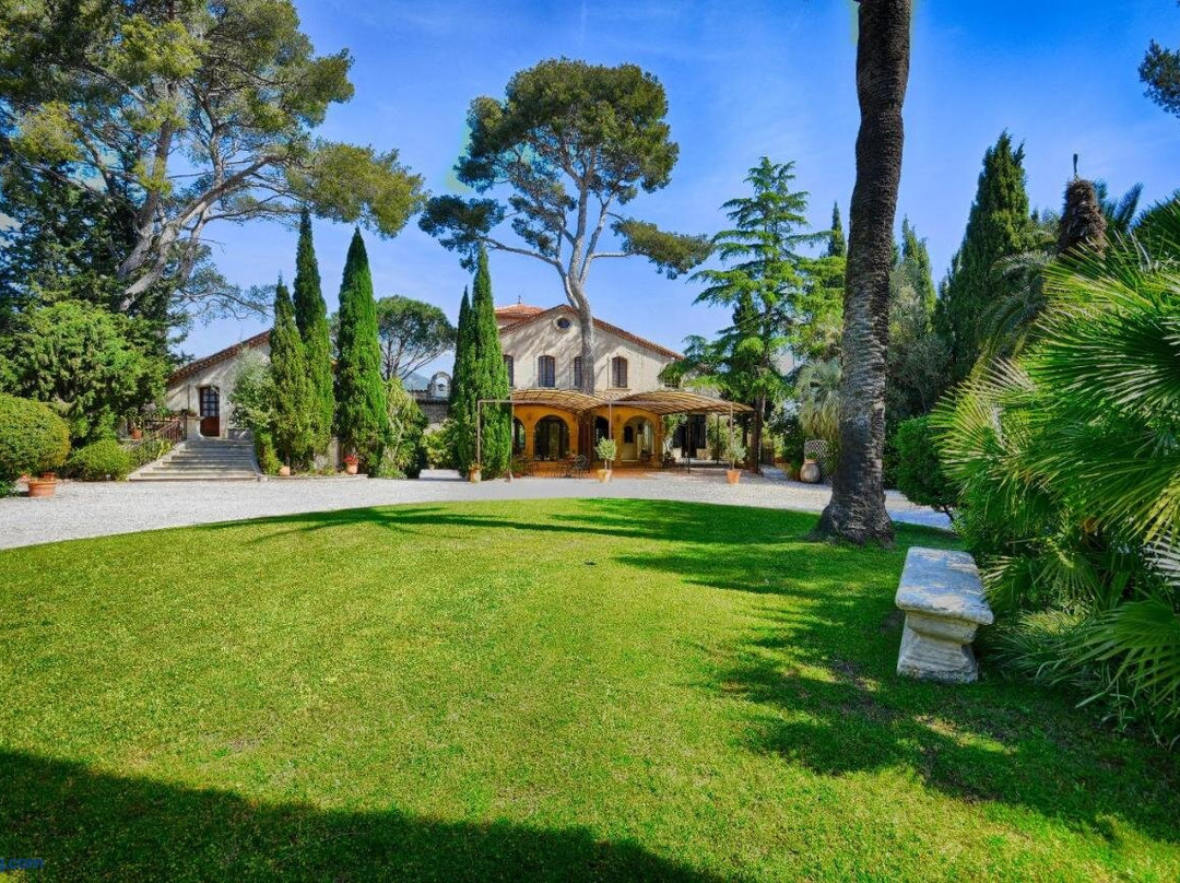 La Valette-du-Var酒店住宿-Les Bastidieres