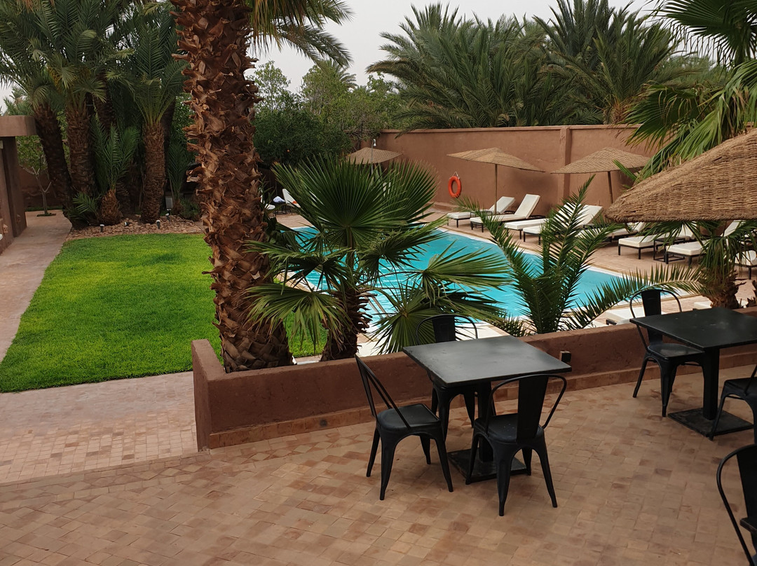 达查玛酒店主图