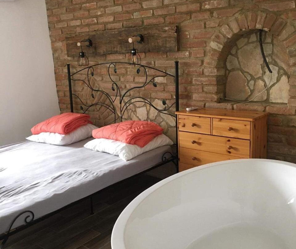 Cuki Apartmanok