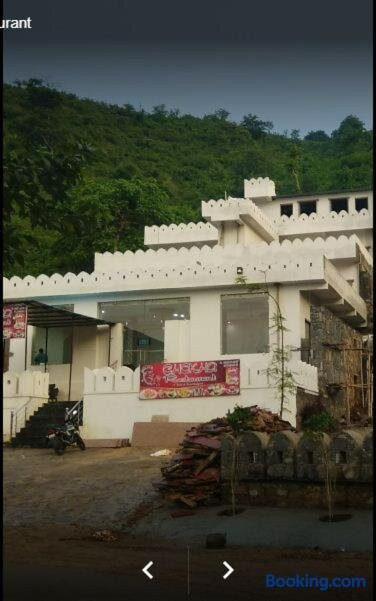 Mumal Heritage Hotel & Restaurant