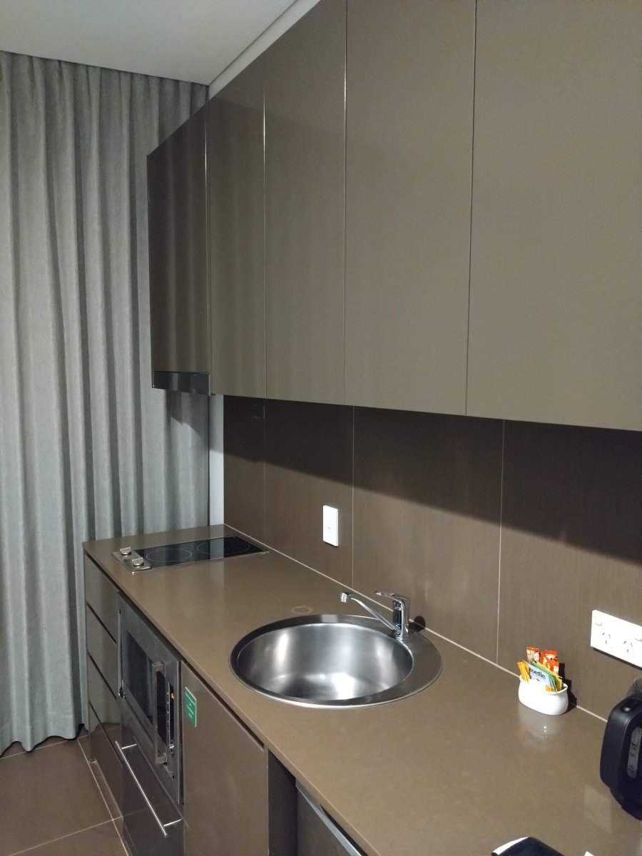 悉尼邦迪枢纽假日套房酒店-客卧