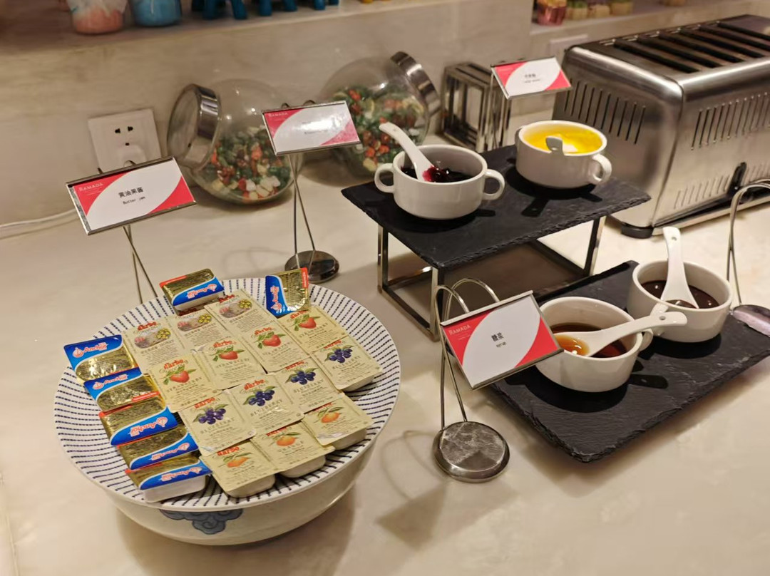 抚仙湖华美达广场酒店主图