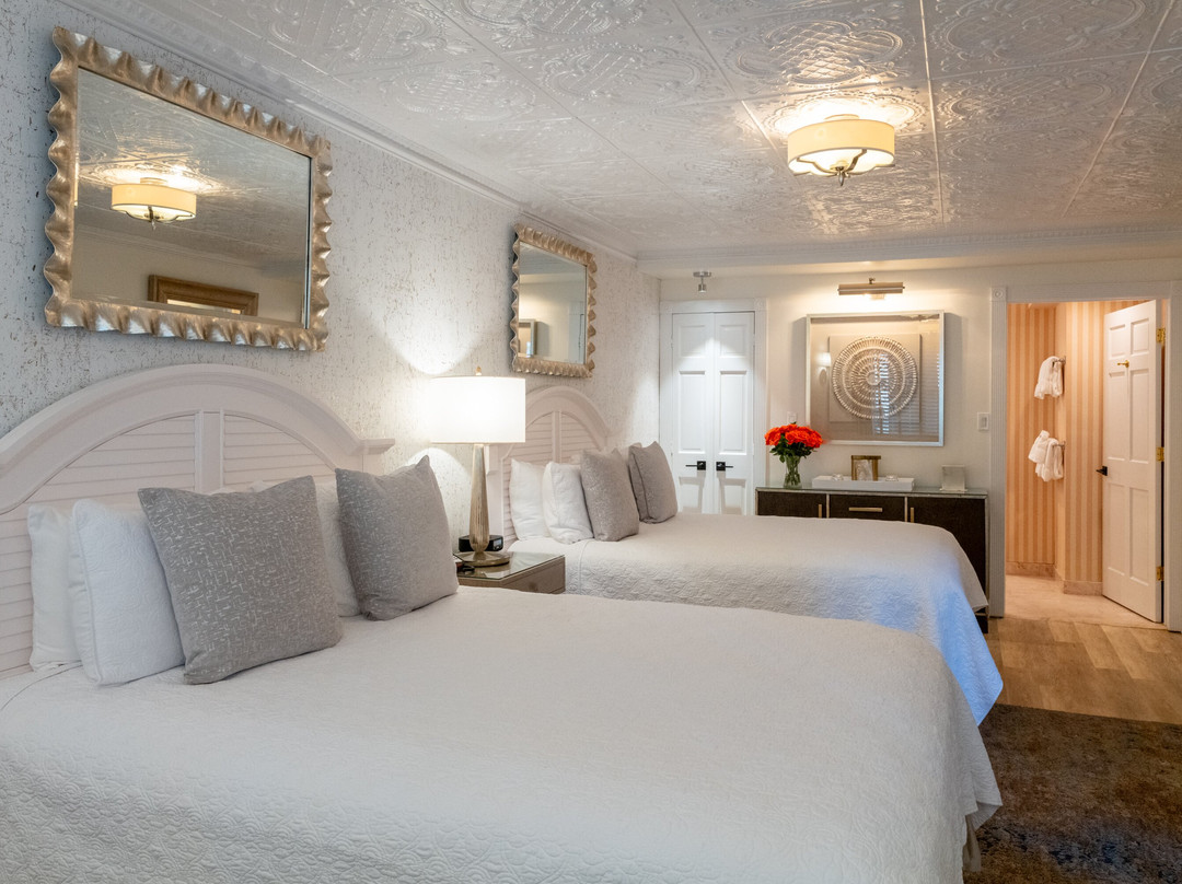 The Chateau Inn And Suites主图