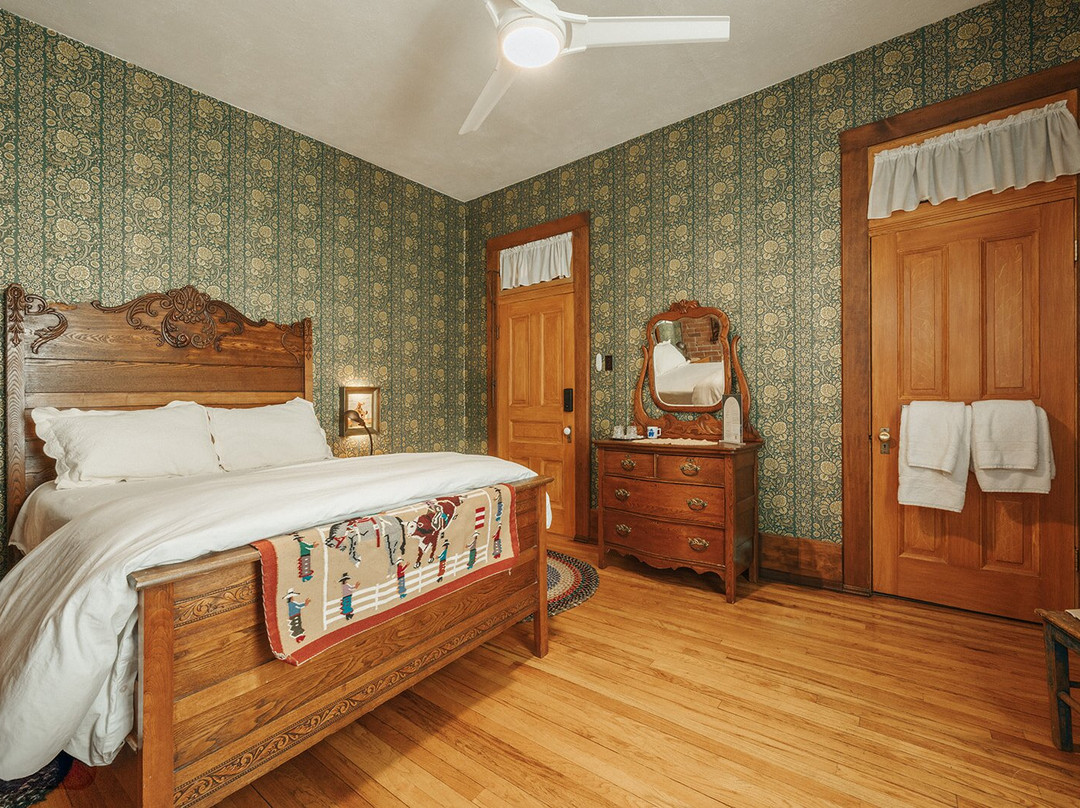 Gable House Bed And Breakfast Inn主图