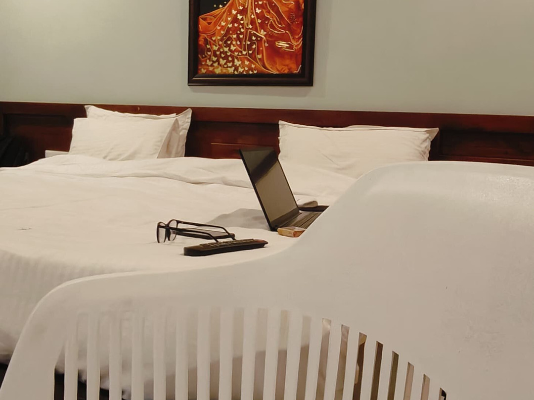 Lake Pleasant Cottage & Restaurant主图