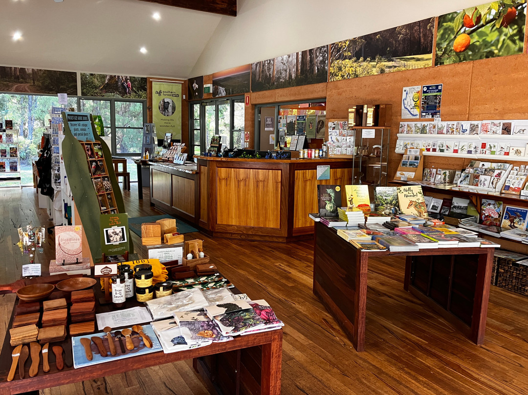 Northcliffe Visitor Centre & Public Library
