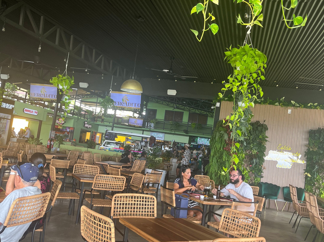 Mercadito Gastronómico Manuel Antonio-哥斯达黎加安东尼奥国家公园必去景点