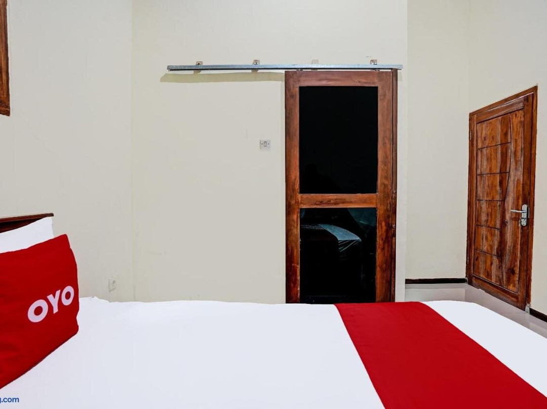 OYO 92367 Garuda Homestay Syariah