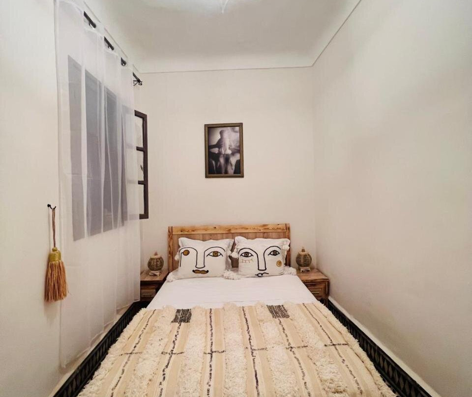 Peekaboo Hostel