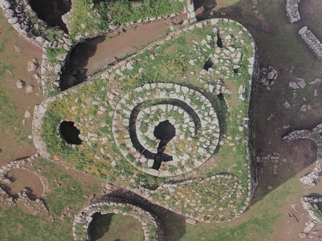 Nuraghe Losa-Abbasanta必去景点