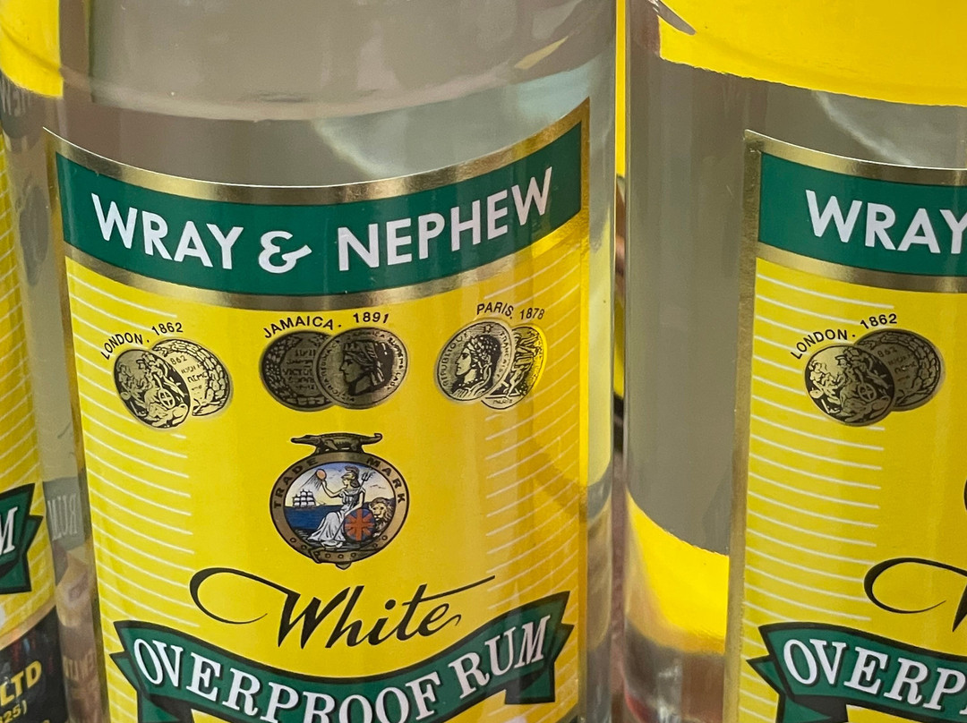 Club Mobay Departure Lounge-蒙特戈贝必去景点