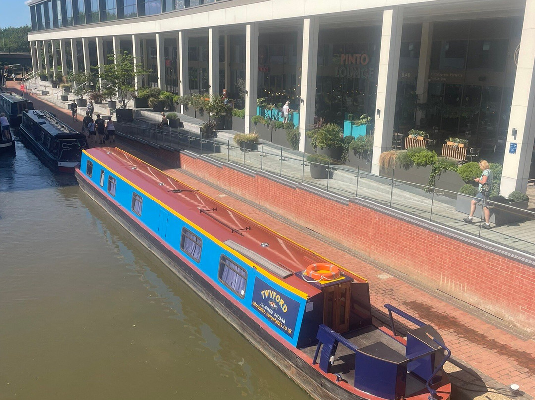 Oxfordshire Narrowboats景点图片