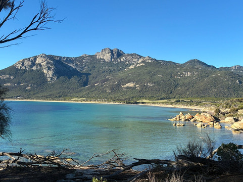 Trousers Point Walk-Flinders Island必去景点