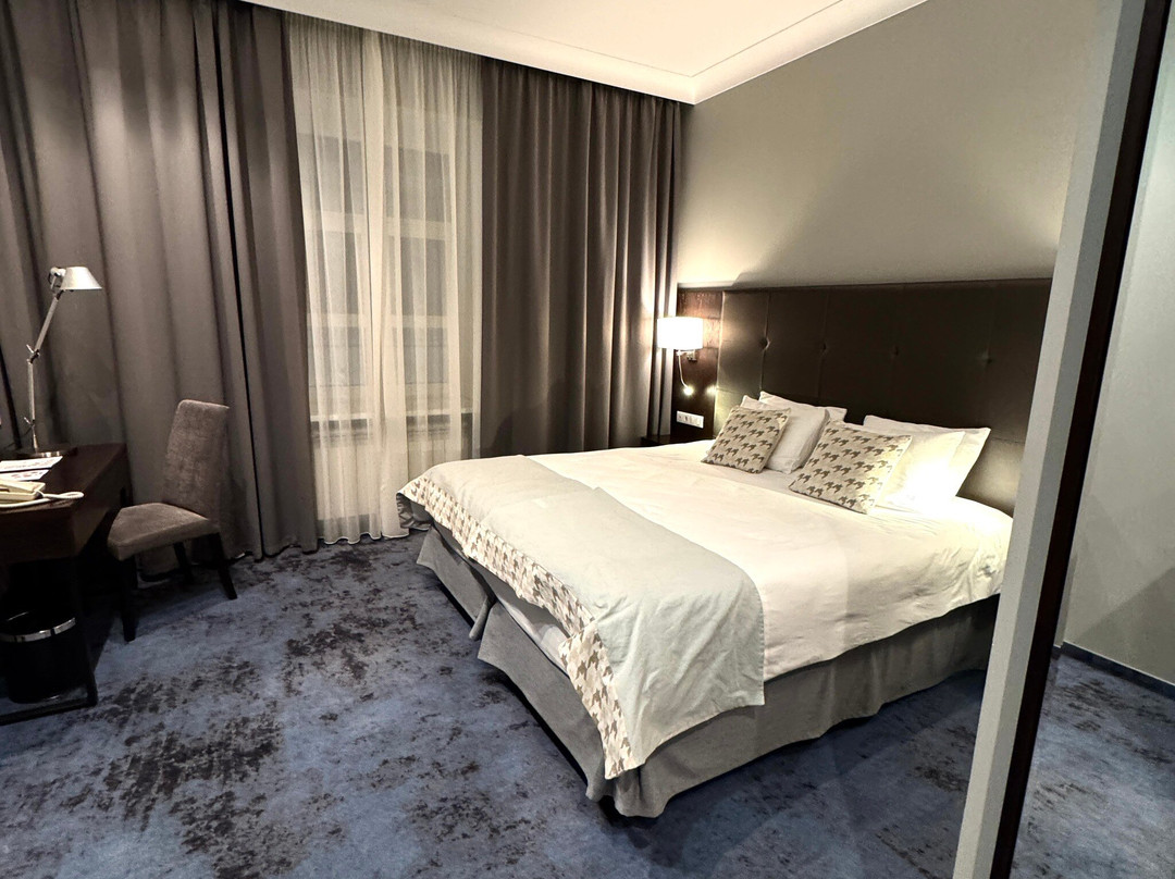 Ostrovskiy Hotel主图