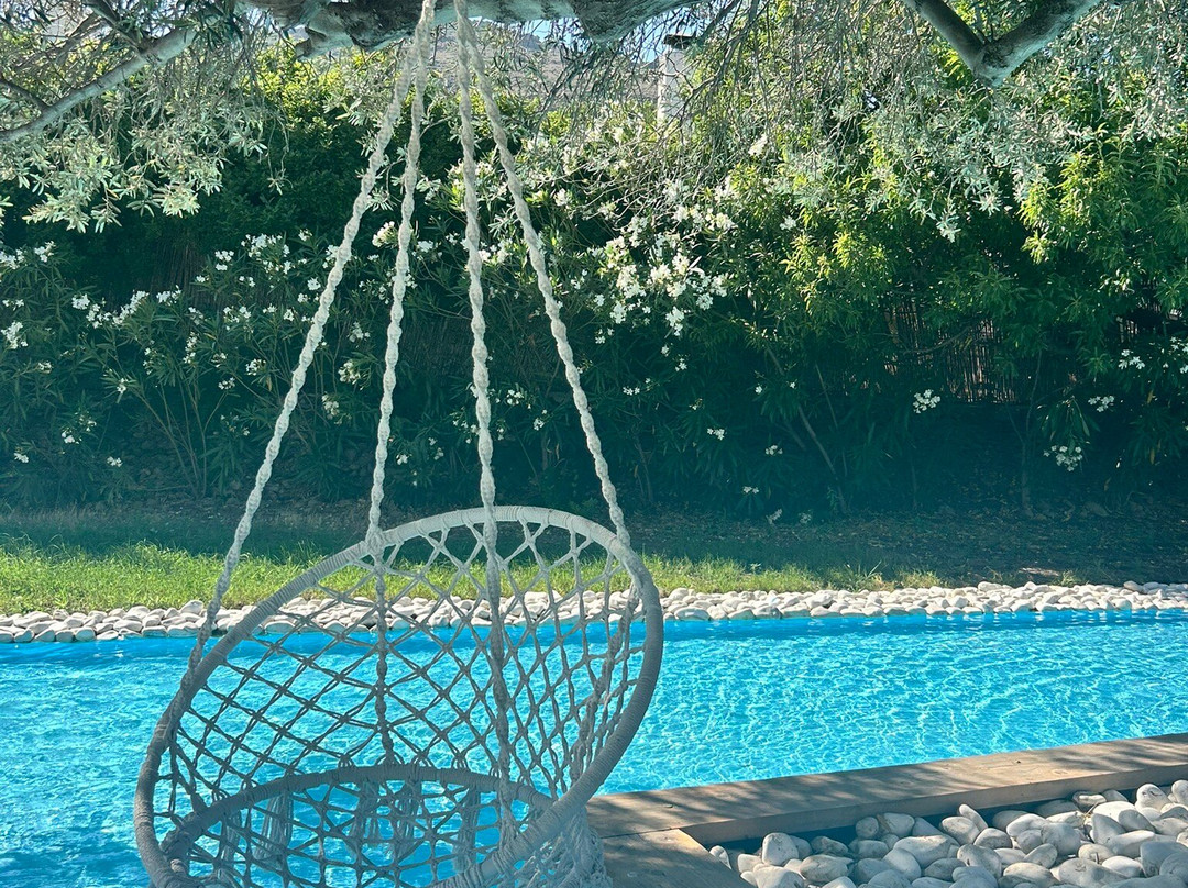 Ow Andros Luxury Suites主图