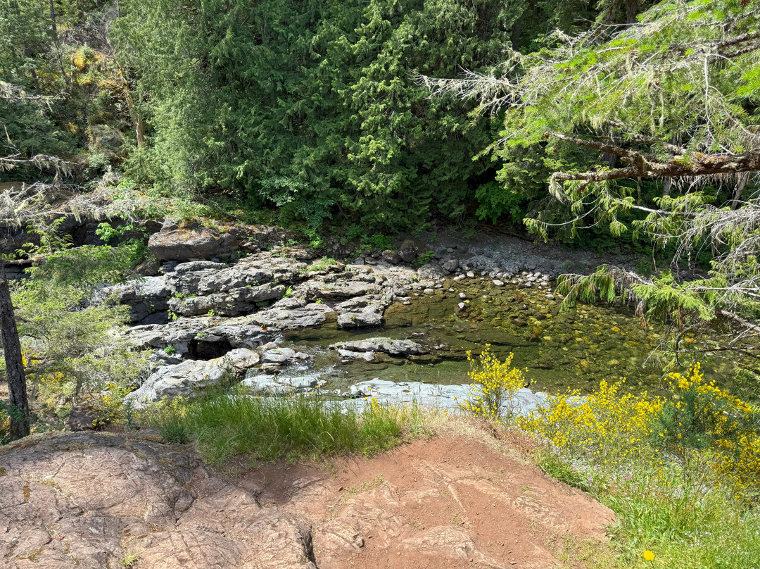 Sooke Potholes Provincial Park景点图片