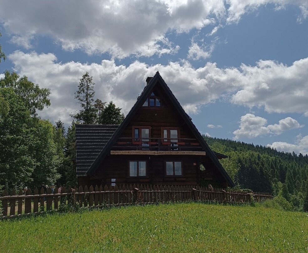 Bacówka Na Maciejowej - Schronisko Pttk