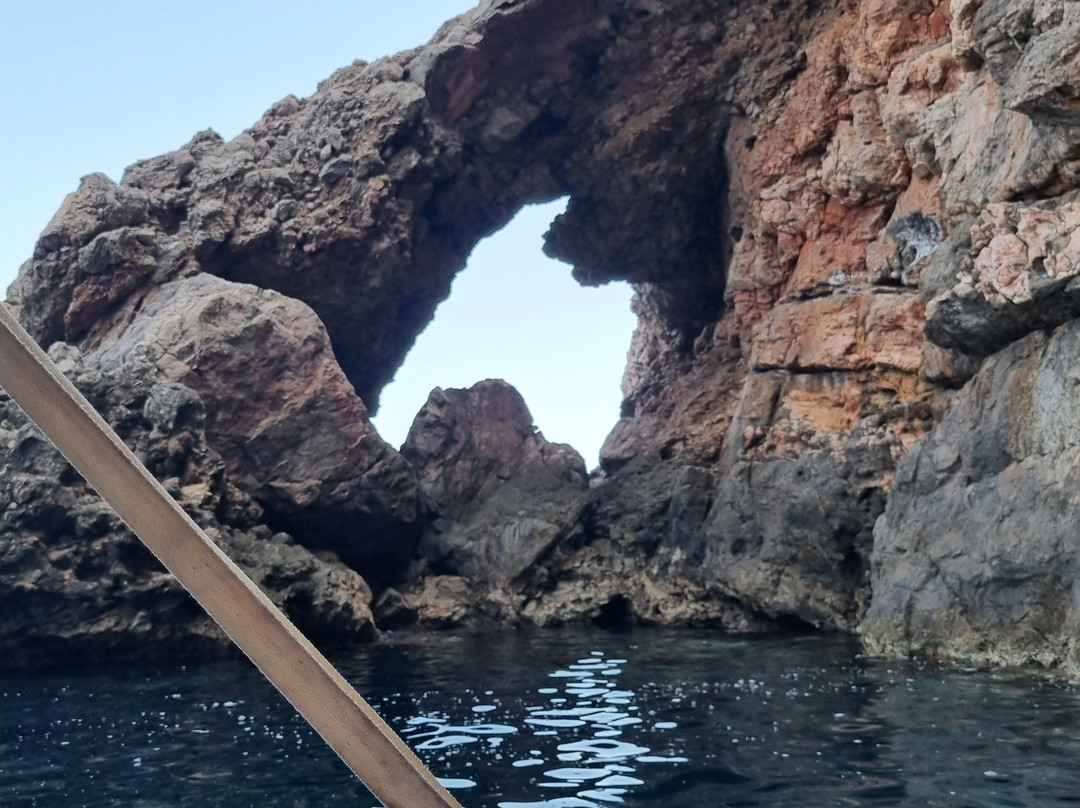 La Cala Boat Tours-Cala Sant Vicenc必去景点