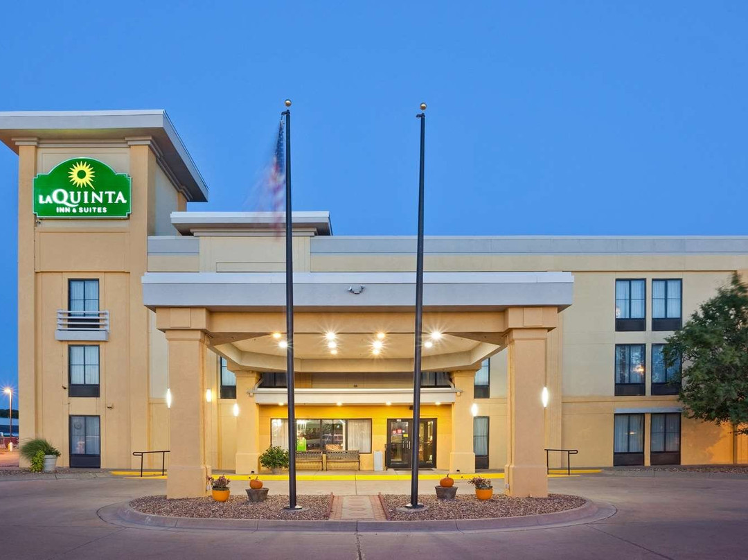 La Quinta Inn & Suites By Wyndham Salina