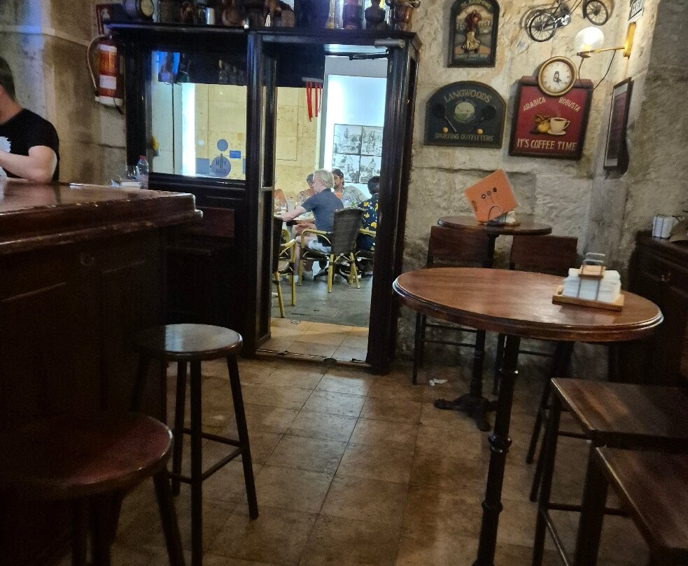 Austin Bar Alicante-阿利坎特省必去景点