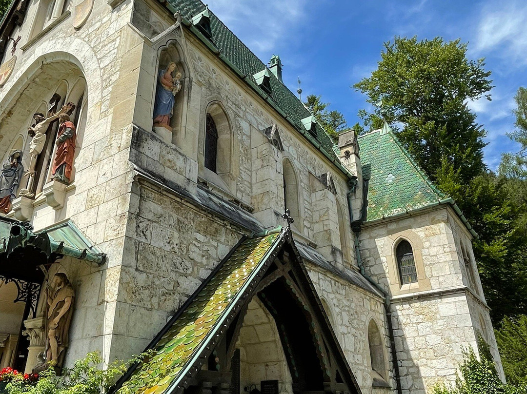 Katholische Kirche Hl. Familie-谢莫林必去景点