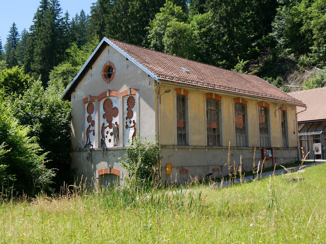 Moulins Souterrains du Col-des-Roches-勒洛克必去景点