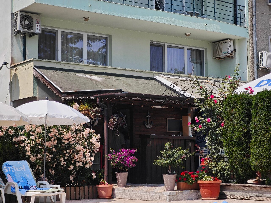 Mirana Family Hotel主图