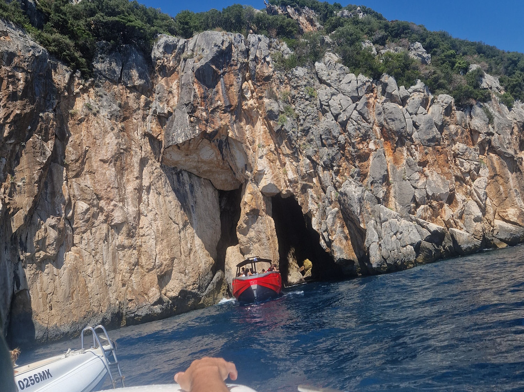 Himara Watertaxi-Himare必去景点