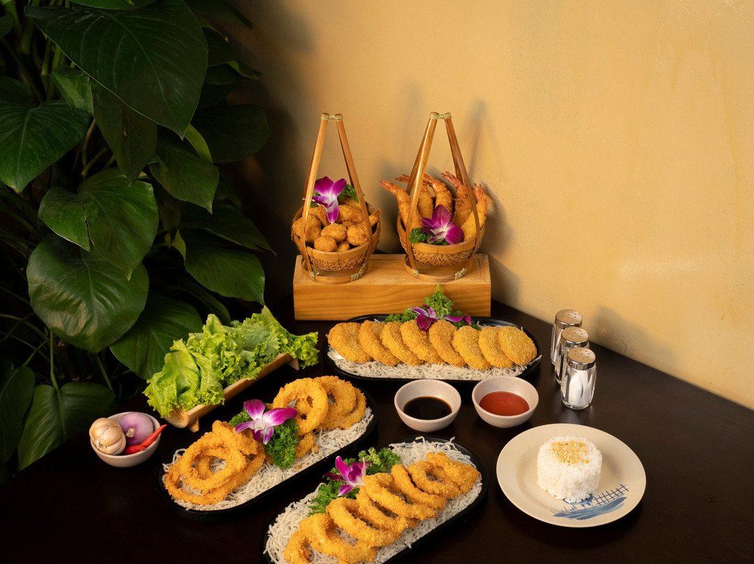 Hoang's Kitchen - Vietnamese Cuisine & Vegan Food 3