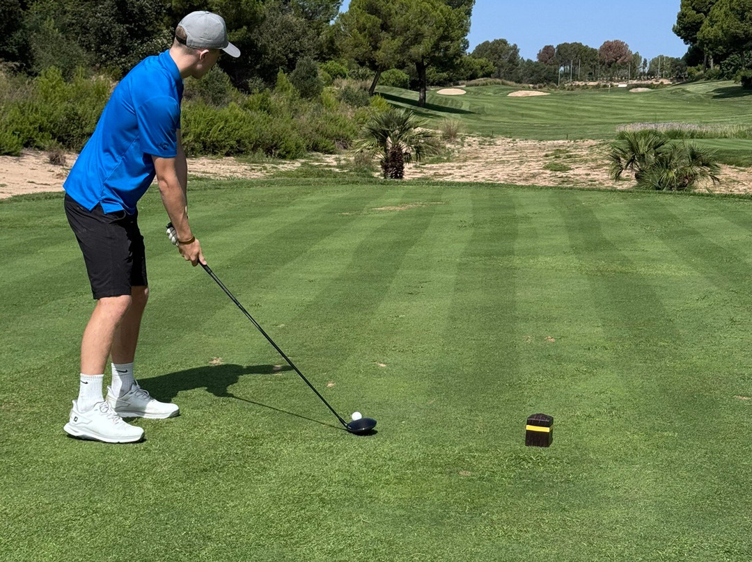 Infinitum Golf Hills-萨洛必去景点