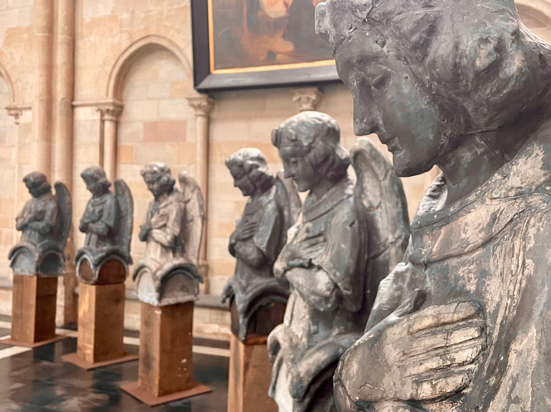 Saint Martin's Cathedral-伊普尔必去景点