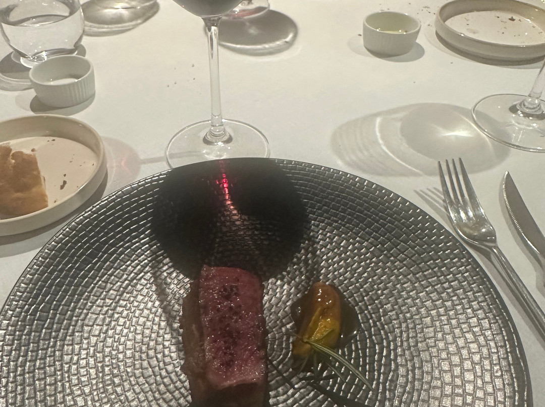 埃尔巴丹酒店主图