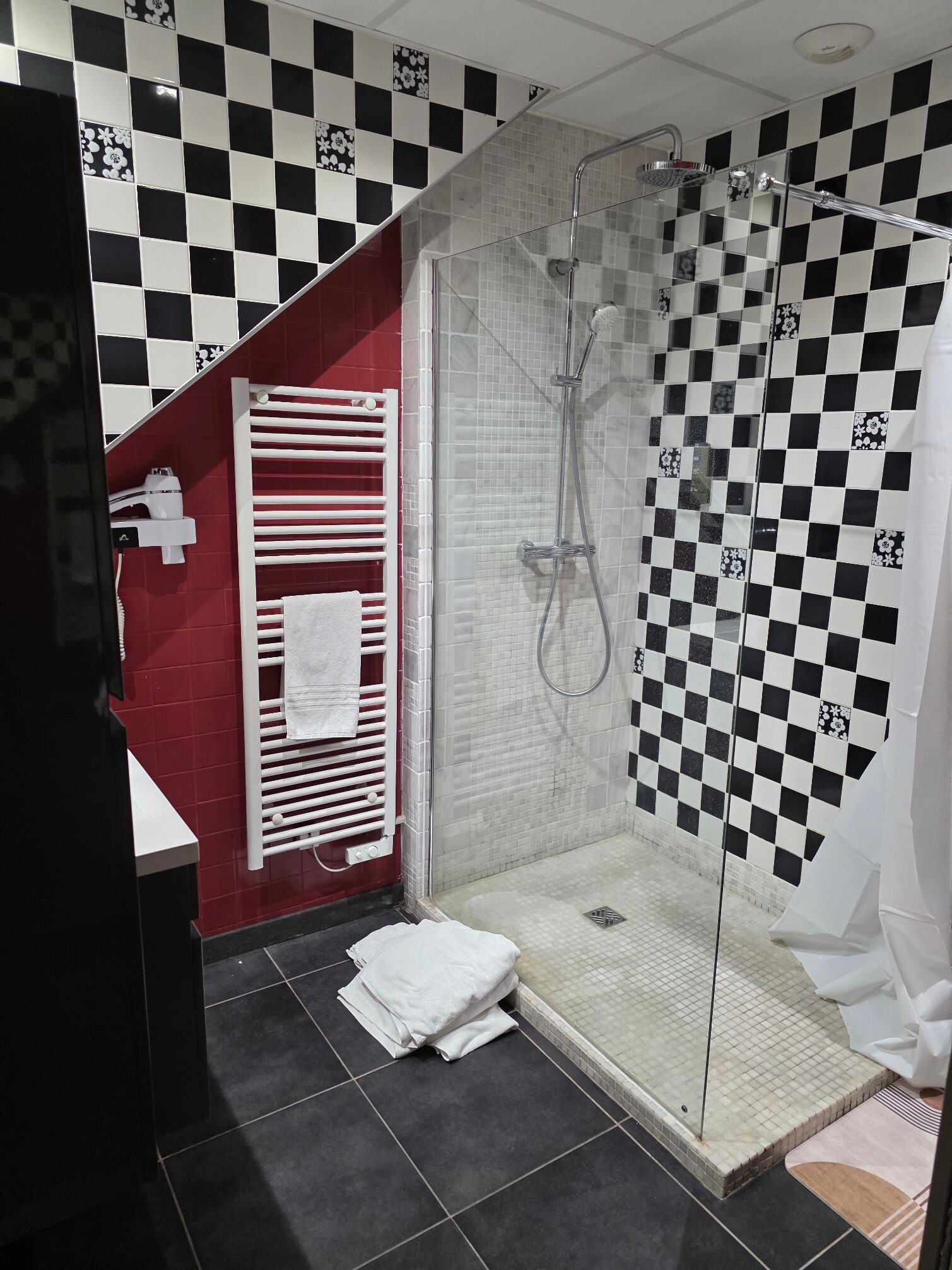 Cit'Hotel La Villa Julia-浴室
